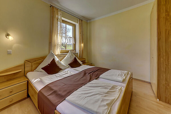 Schhlafzimmer im Erdgeschoss Landhaus Sonnenblume